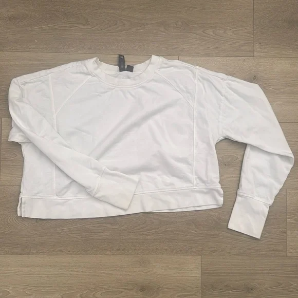 Sweaty Betty - After Class Cropped Sweatshirt - Picture 2 of 7